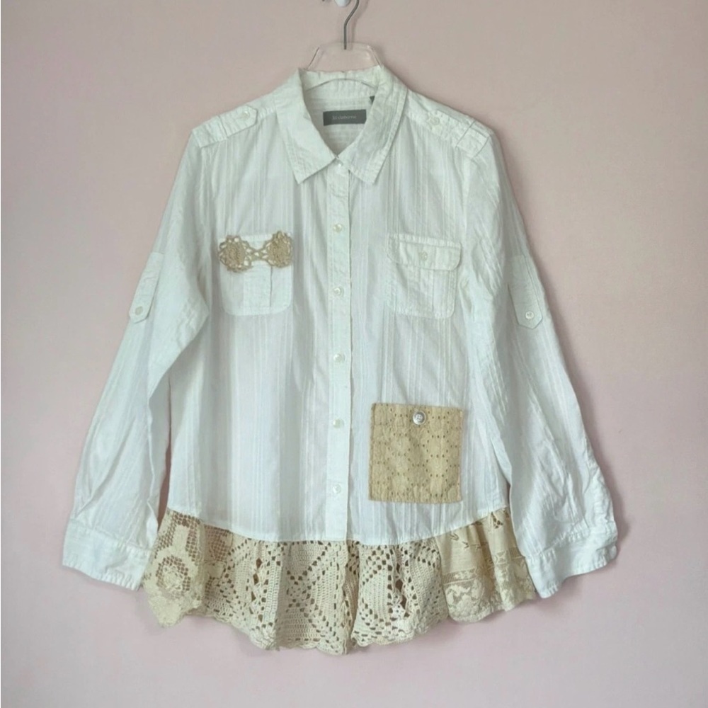 Liz Claiborne White Button-Down Blouse with Beige Crochet Trim Size XL